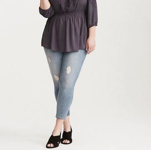 💣TORRID💥 CROPPED LUXE SKINNY JEANS